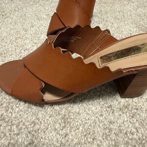 Amelia James Tan Leather Sandals